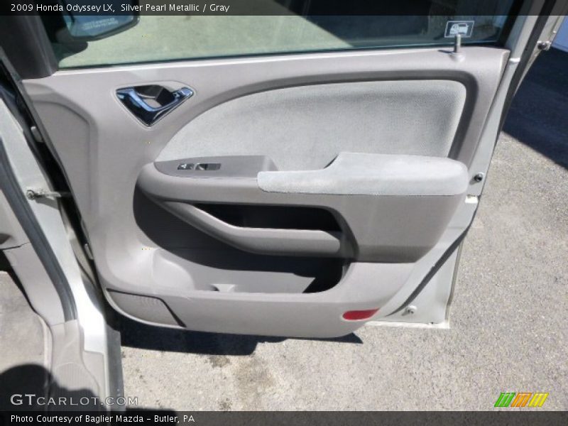 Silver Pearl Metallic / Gray 2009 Honda Odyssey LX
