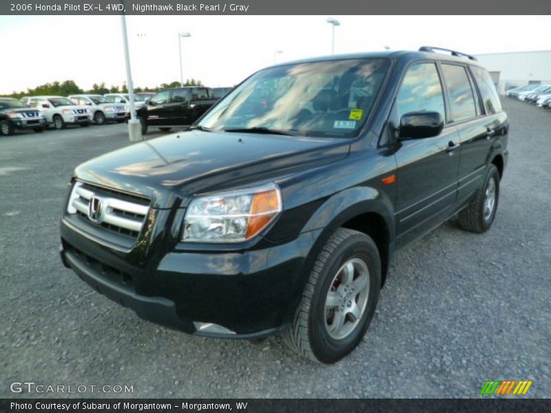 Front 3/4 View of 2006 Pilot EX-L 4WD