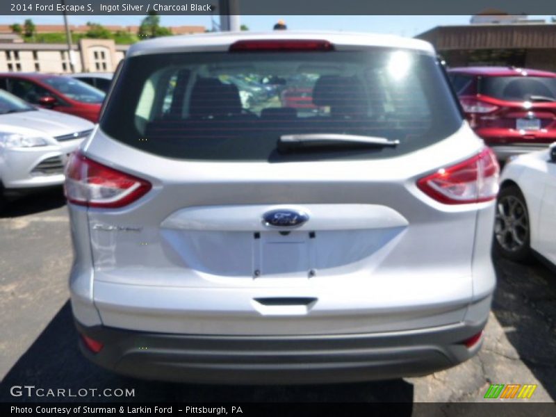 Ingot Silver / Charcoal Black 2014 Ford Escape S