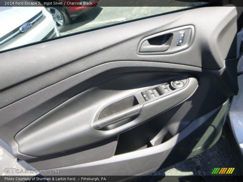 Ingot Silver / Charcoal Black 2014 Ford Escape S