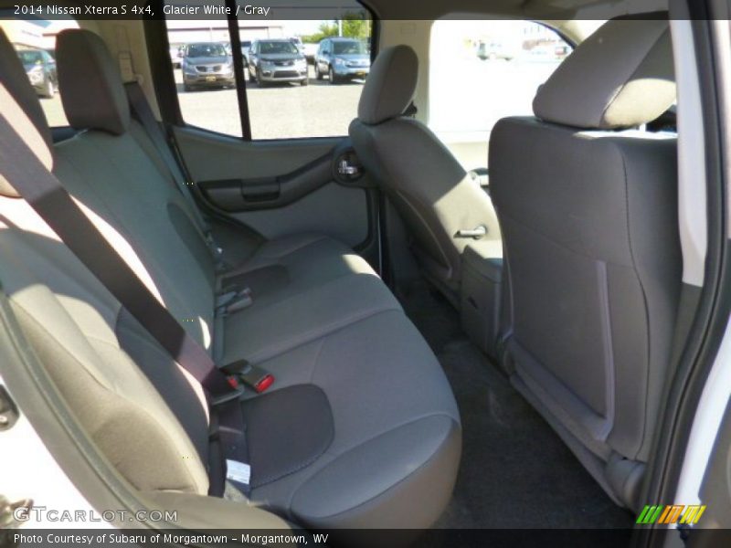 Glacier White / Gray 2014 Nissan Xterra S 4x4