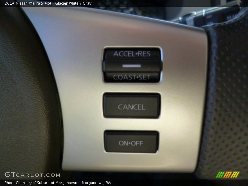 Glacier White / Gray 2014 Nissan Xterra S 4x4