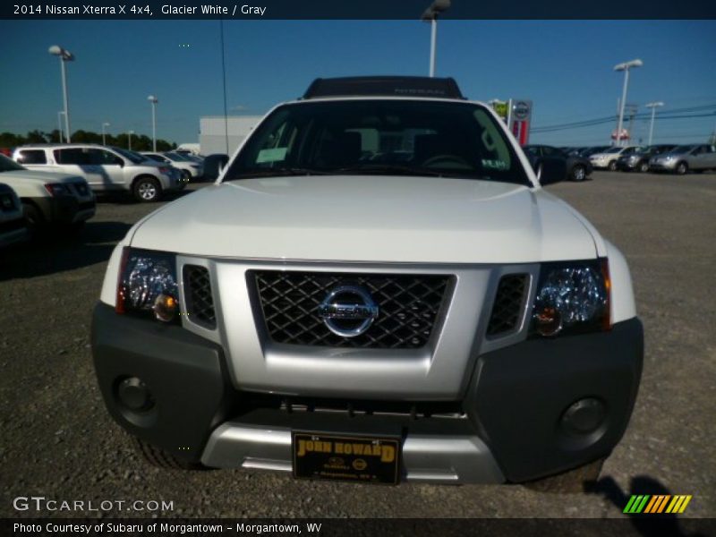 Glacier White / Gray 2014 Nissan Xterra X 4x4