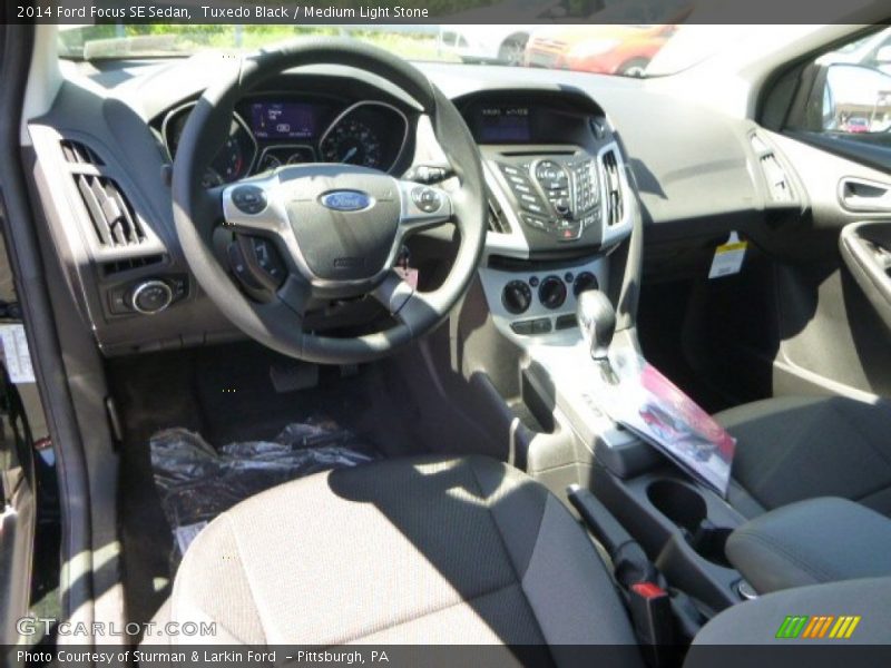 Tuxedo Black / Medium Light Stone 2014 Ford Focus SE Sedan