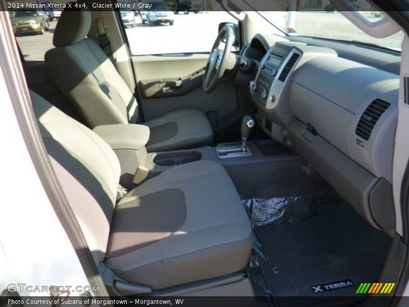 Glacier White / Gray 2014 Nissan Xterra X 4x4