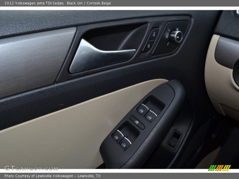 Black Uni / Cornsilk Beige 2013 Volkswagen Jetta TDI Sedan