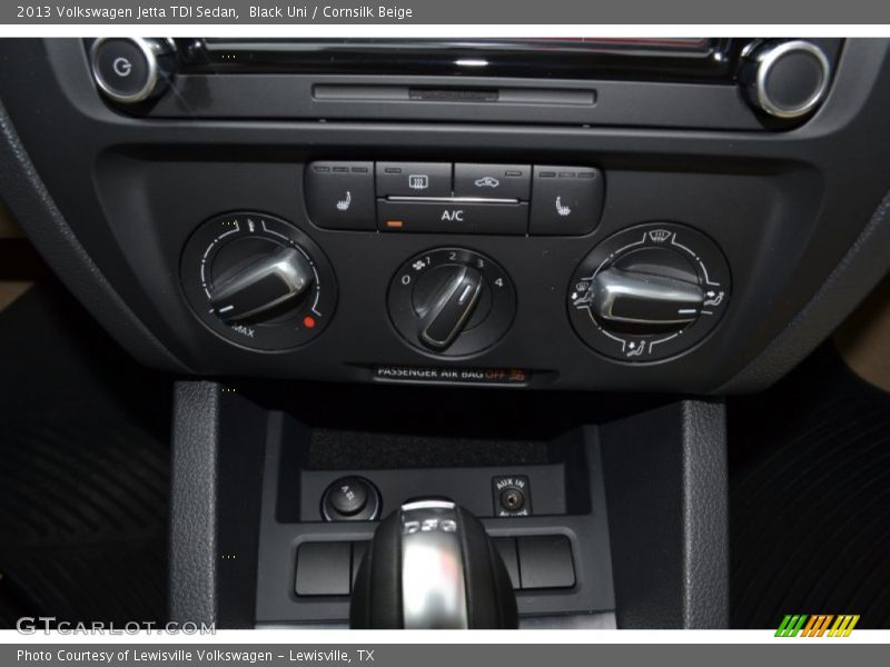 Black Uni / Cornsilk Beige 2013 Volkswagen Jetta TDI Sedan