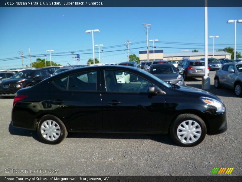 Super Black / Charcoal 2015 Nissan Versa 1.6 S Sedan