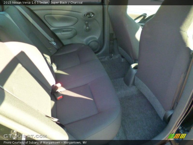 Super Black / Charcoal 2015 Nissan Versa 1.6 S Sedan