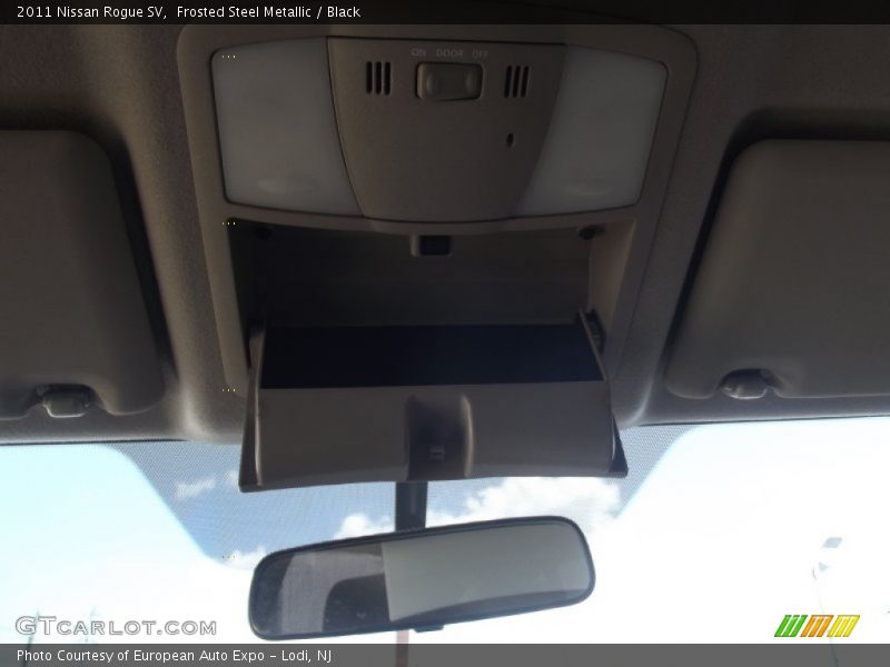 Frosted Steel Metallic / Black 2011 Nissan Rogue SV