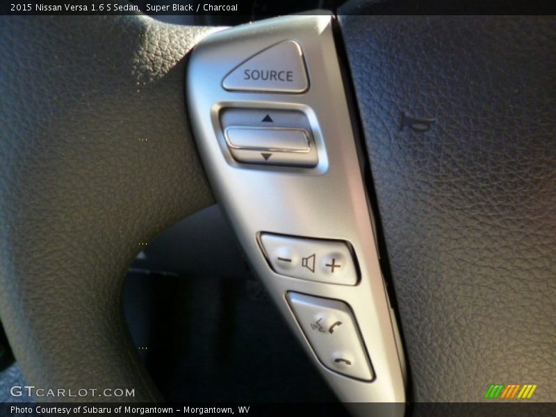Super Black / Charcoal 2015 Nissan Versa 1.6 S Sedan