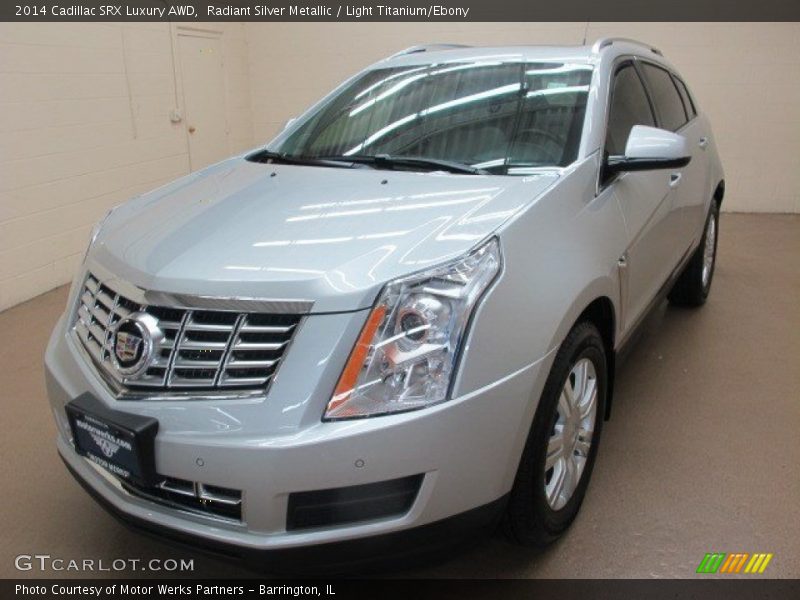 Radiant Silver Metallic / Light Titanium/Ebony 2014 Cadillac SRX Luxury AWD