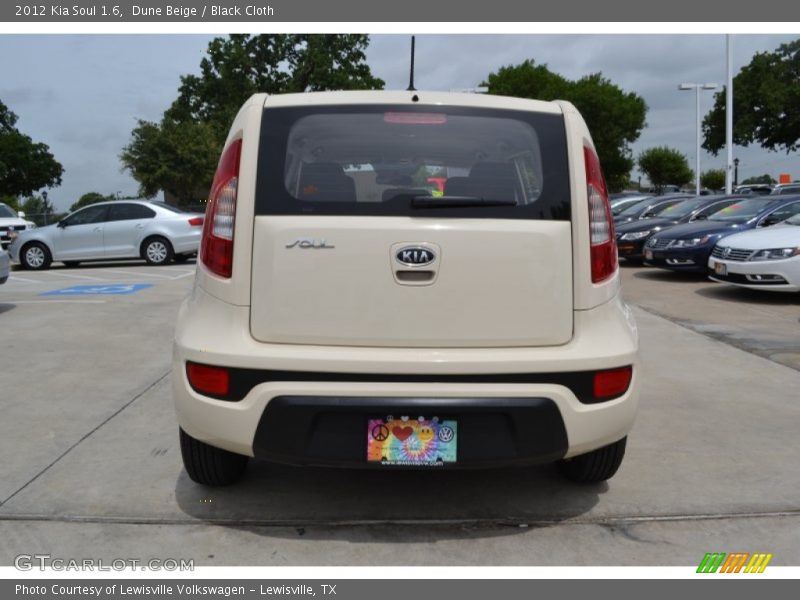 Dune Beige / Black Cloth 2012 Kia Soul 1.6