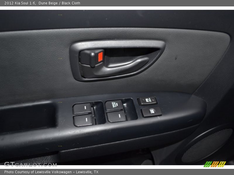 Dune Beige / Black Cloth 2012 Kia Soul 1.6