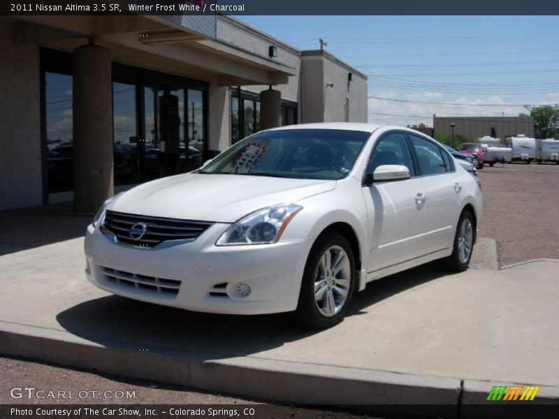 Winter Frost White / Charcoal 2011 Nissan Altima 3.5 SR