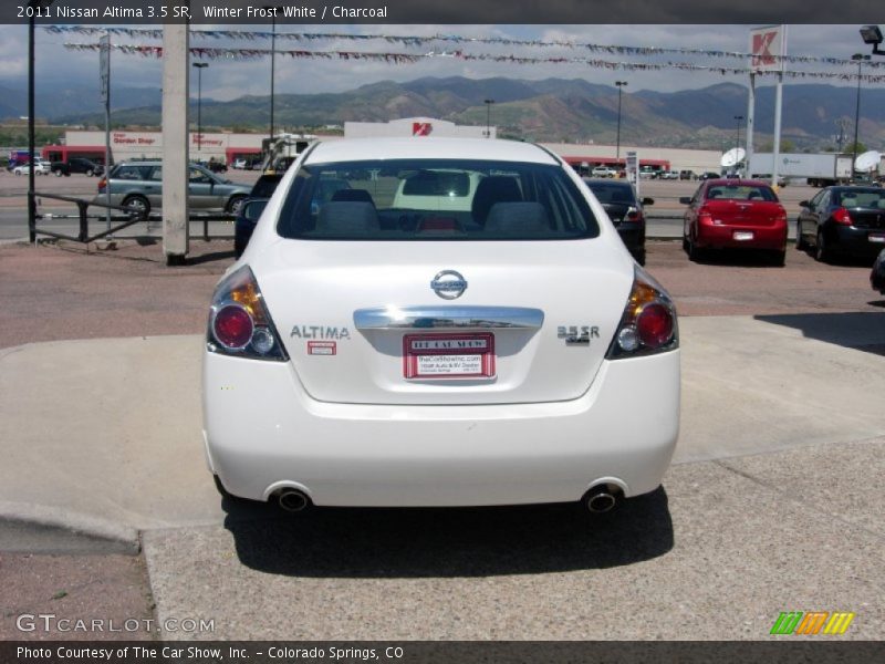 Winter Frost White / Charcoal 2011 Nissan Altima 3.5 SR
