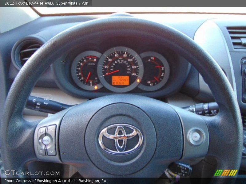 Super White / Ash 2012 Toyota RAV4 I4 4WD