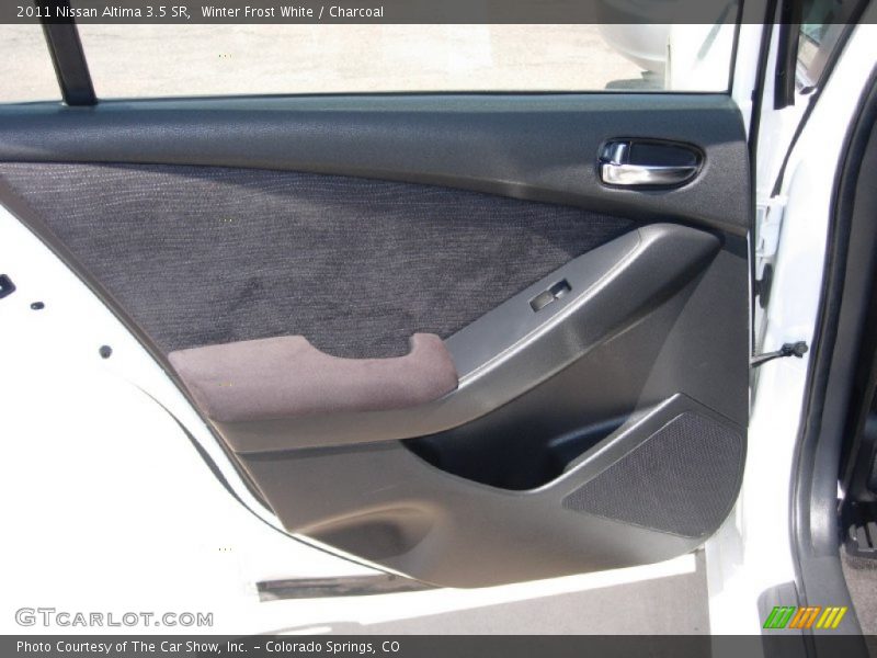 Winter Frost White / Charcoal 2011 Nissan Altima 3.5 SR