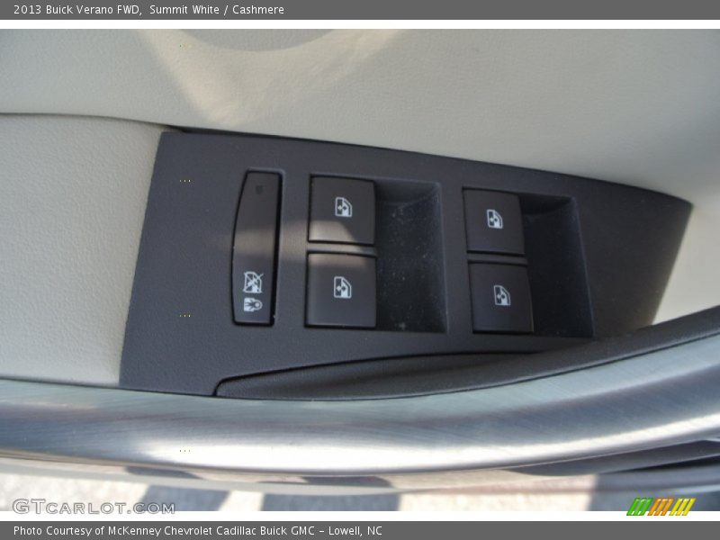 Summit White / Cashmere 2013 Buick Verano FWD