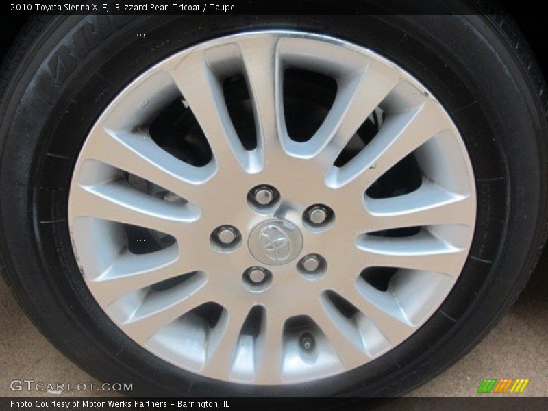 Blizzard Pearl Tricoat / Taupe 2010 Toyota Sienna XLE