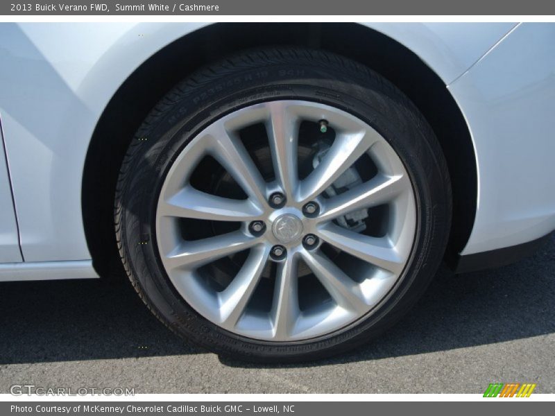 Summit White / Cashmere 2013 Buick Verano FWD