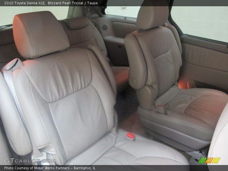Blizzard Pearl Tricoat / Taupe 2010 Toyota Sienna XLE