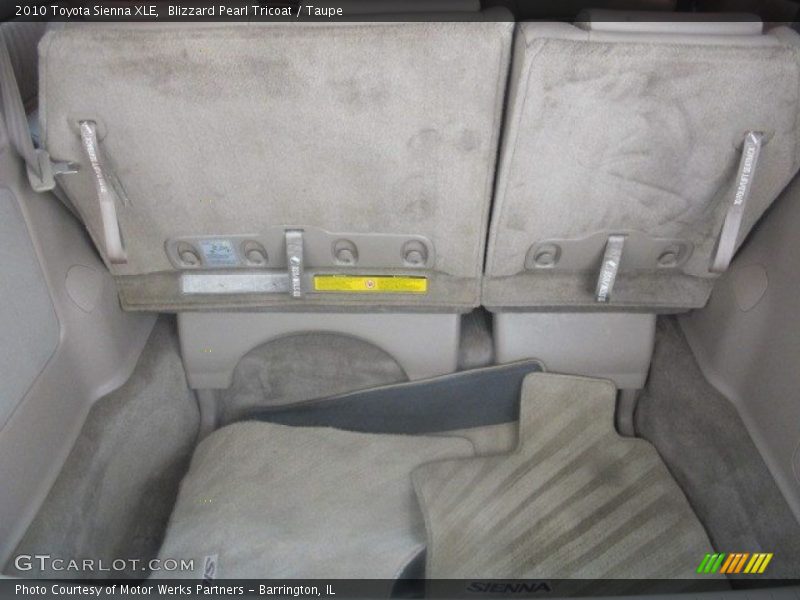 Blizzard Pearl Tricoat / Taupe 2010 Toyota Sienna XLE