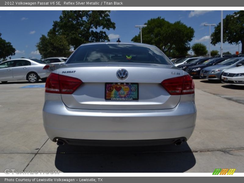 Reflex Silver Metallic / Titan Black 2012 Volkswagen Passat V6 SE