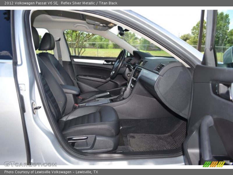 Reflex Silver Metallic / Titan Black 2012 Volkswagen Passat V6 SE