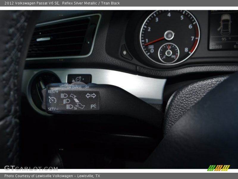 Reflex Silver Metallic / Titan Black 2012 Volkswagen Passat V6 SE