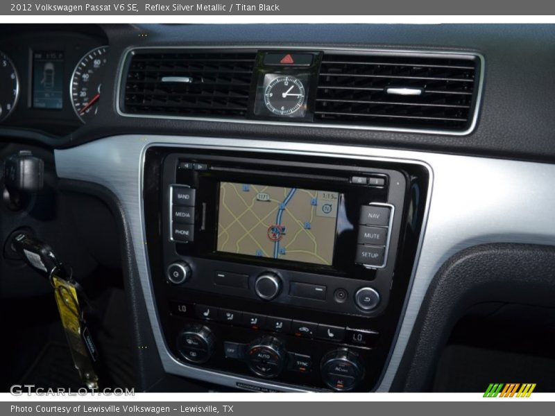 Reflex Silver Metallic / Titan Black 2012 Volkswagen Passat V6 SE