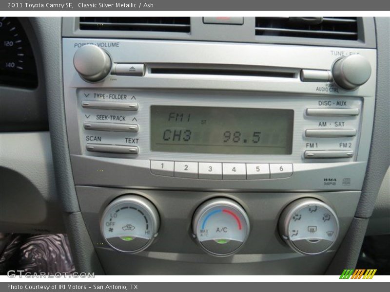 Classic Silver Metallic / Ash 2011 Toyota Camry SE