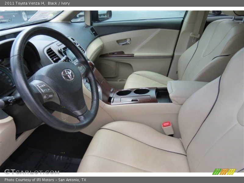 Black / Ivory 2011 Toyota Venza I4