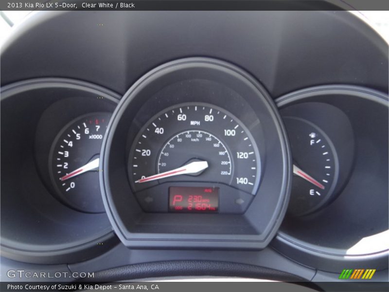 Clear White / Black 2013 Kia Rio LX 5-Door