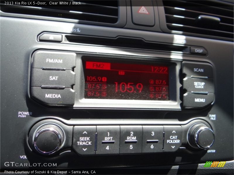 Clear White / Black 2013 Kia Rio LX 5-Door