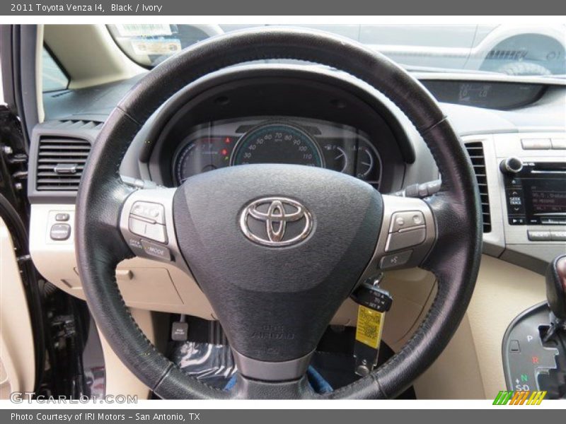 Black / Ivory 2011 Toyota Venza I4