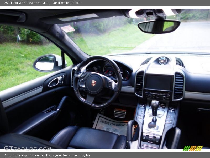 Sand White / Black 2011 Porsche Cayenne Turbo