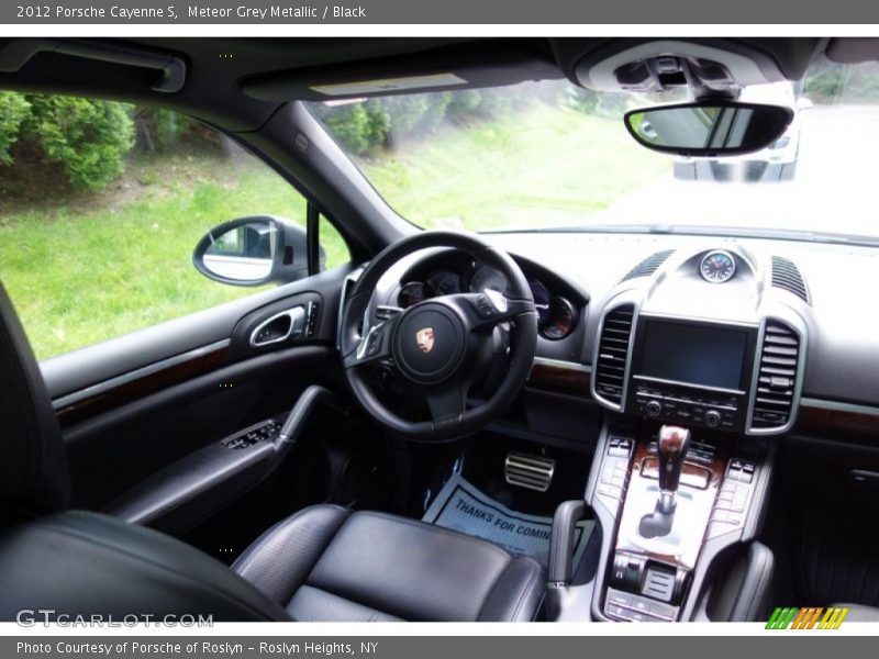 Meteor Grey Metallic / Black 2012 Porsche Cayenne S