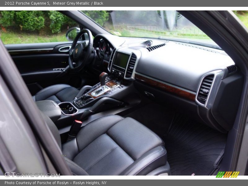 Meteor Grey Metallic / Black 2012 Porsche Cayenne S