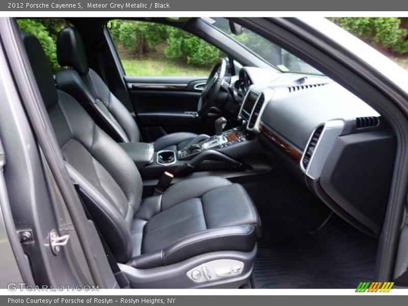 Meteor Grey Metallic / Black 2012 Porsche Cayenne S