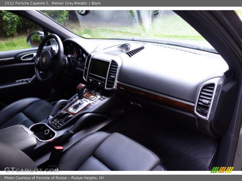 Meteor Grey Metallic / Black 2012 Porsche Cayenne S