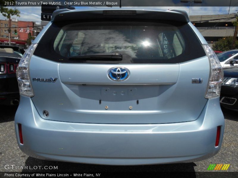 Clear Sky Blue Metallic / Bisque 2012 Toyota Prius v Two Hybrid
