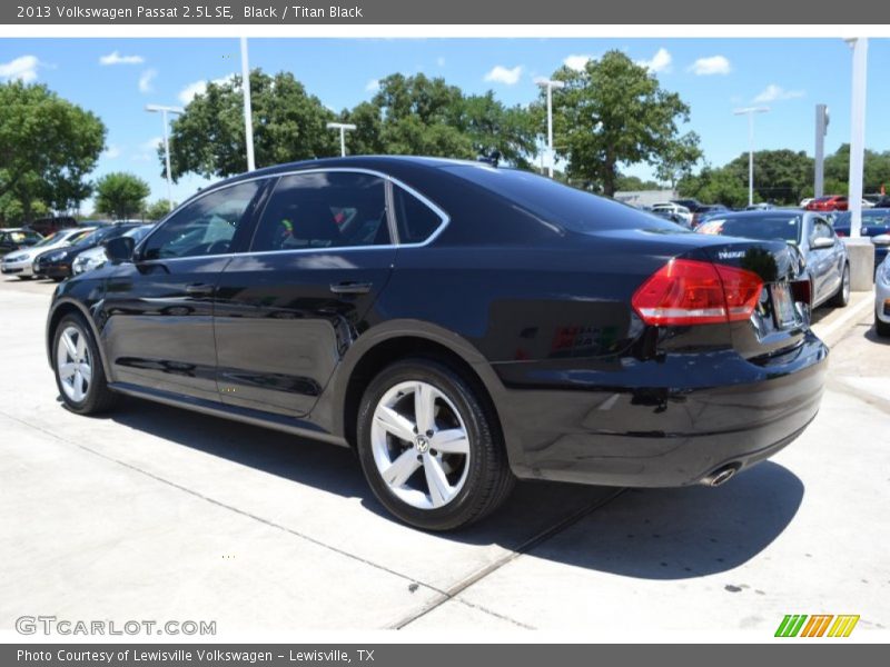 Black / Titan Black 2013 Volkswagen Passat 2.5L SE
