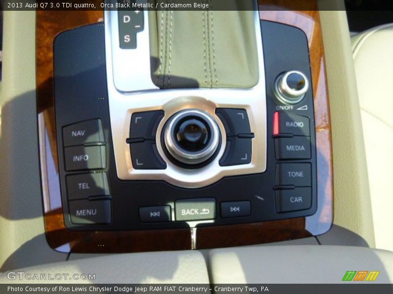 Orca Black Metallic / Cardamom Beige 2013 Audi Q7 3.0 TDI quattro