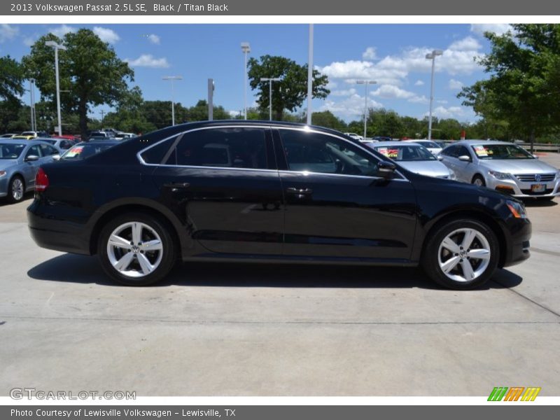 Black / Titan Black 2013 Volkswagen Passat 2.5L SE
