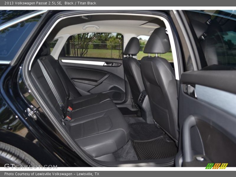 Black / Titan Black 2013 Volkswagen Passat 2.5L SE