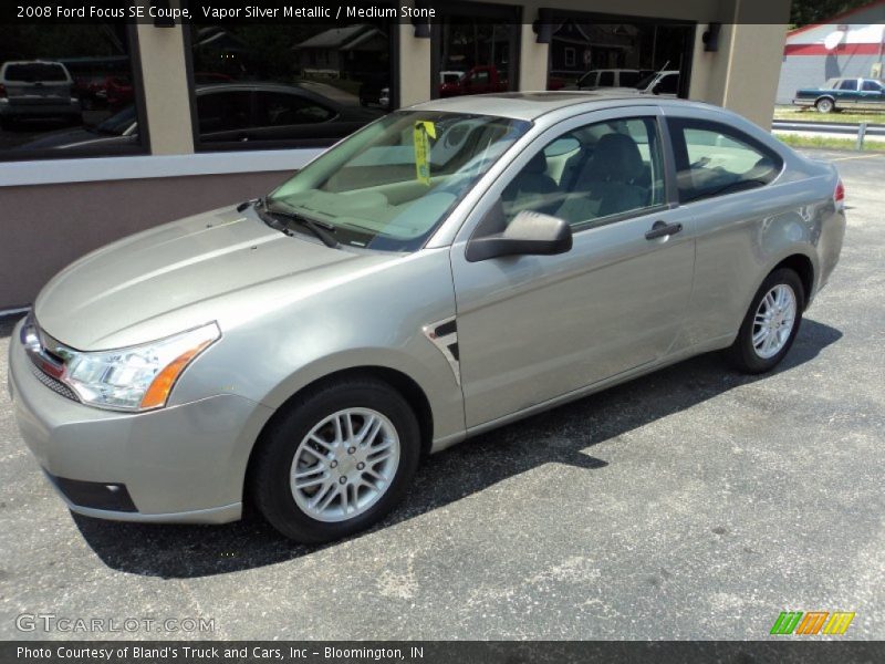 Vapor Silver Metallic / Medium Stone 2008 Ford Focus SE Coupe