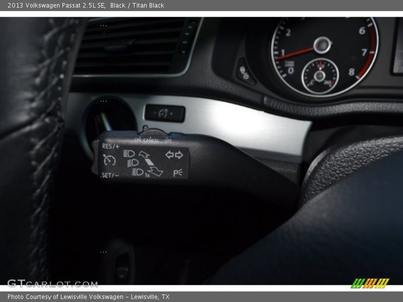 Black / Titan Black 2013 Volkswagen Passat 2.5L SE
