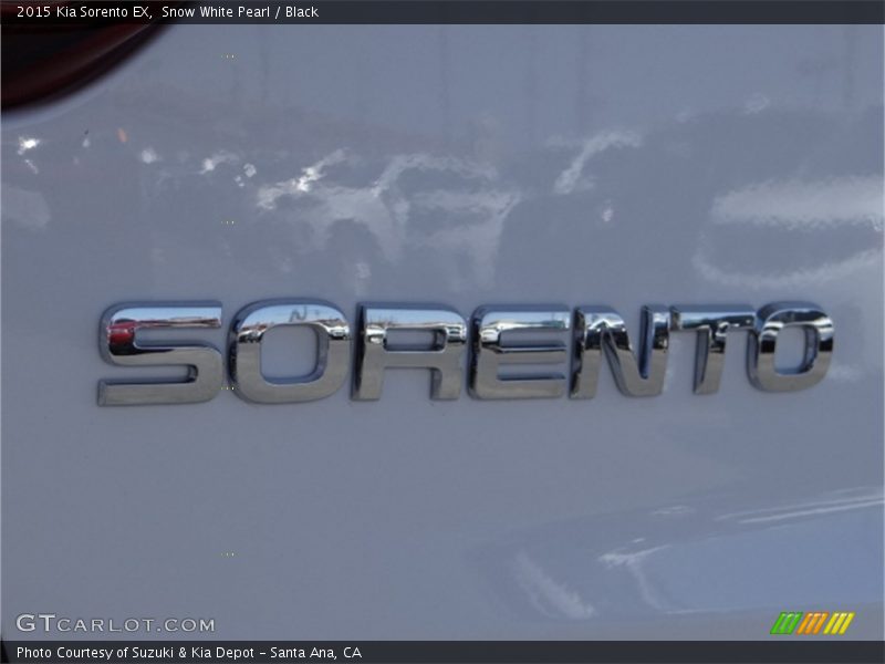 Snow White Pearl / Black 2015 Kia Sorento EX
