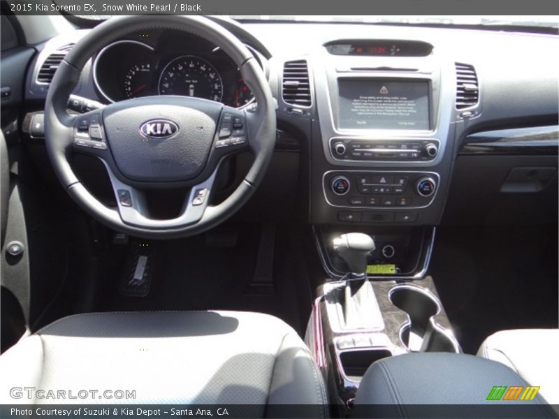 Snow White Pearl / Black 2015 Kia Sorento EX